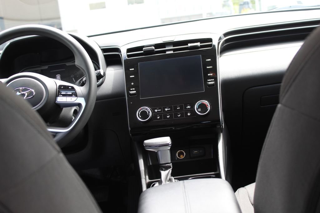 Used 2024 Hyundai Tucson SE AWD/4WD image 10