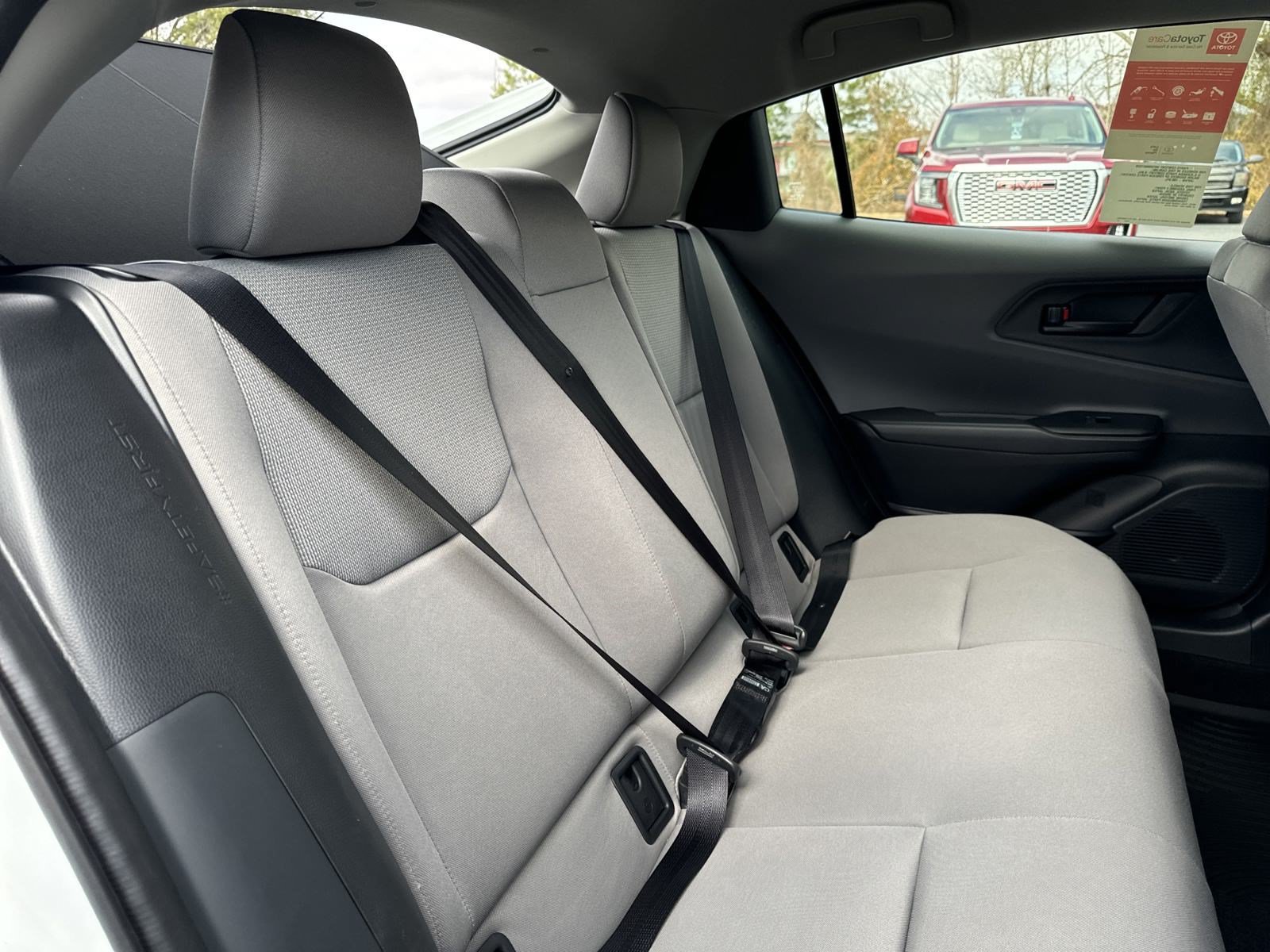 New 2024 Toyota Prius LE FWD image 28
