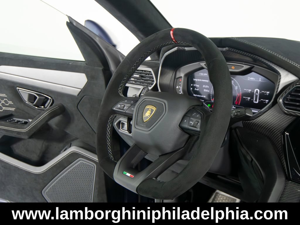 Used 2023 Lamborghini Urus Performante AWD/4WD image 37