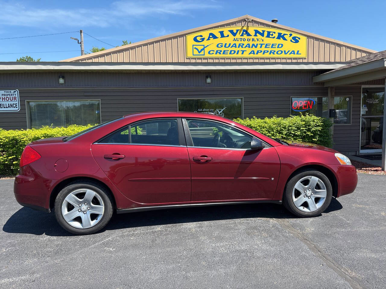 Used 2009 Pontiac G6 Sedan w/ Preferred Package FWD image 4