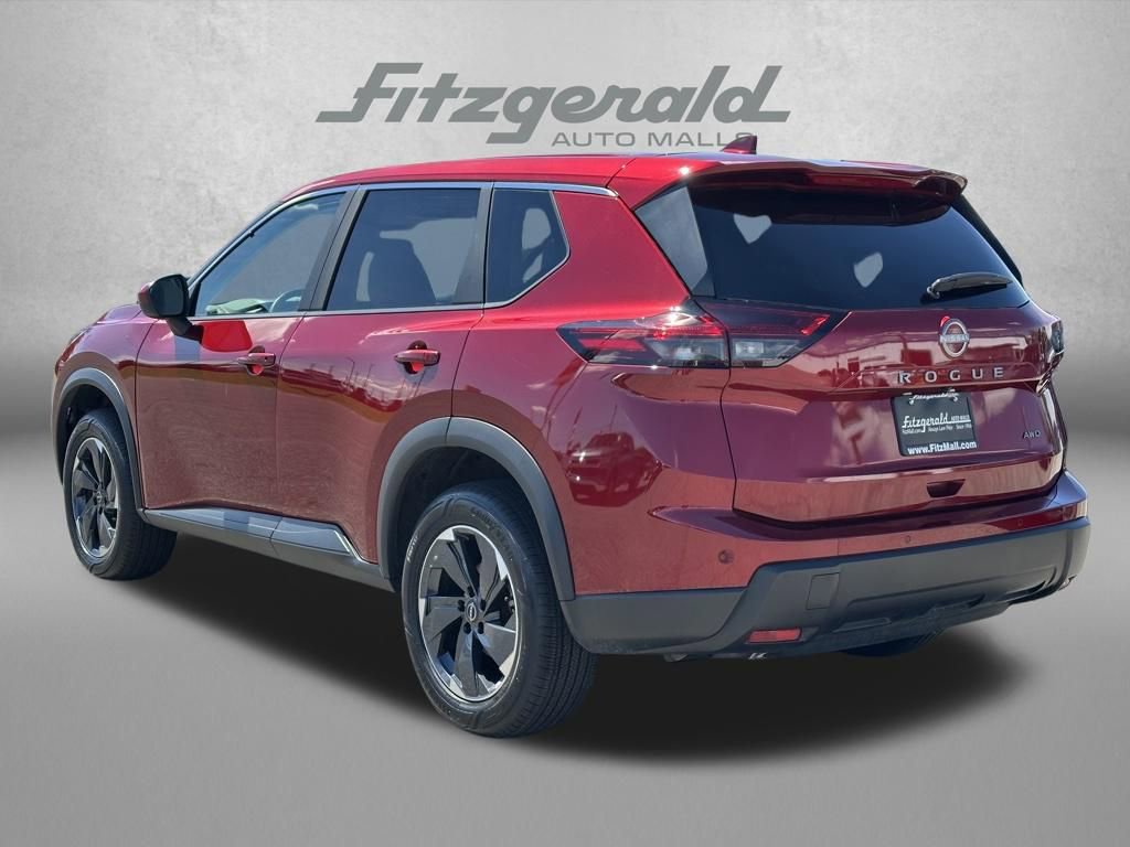 Used 2025 Nissan Rogue SV AWD/4WD image 7