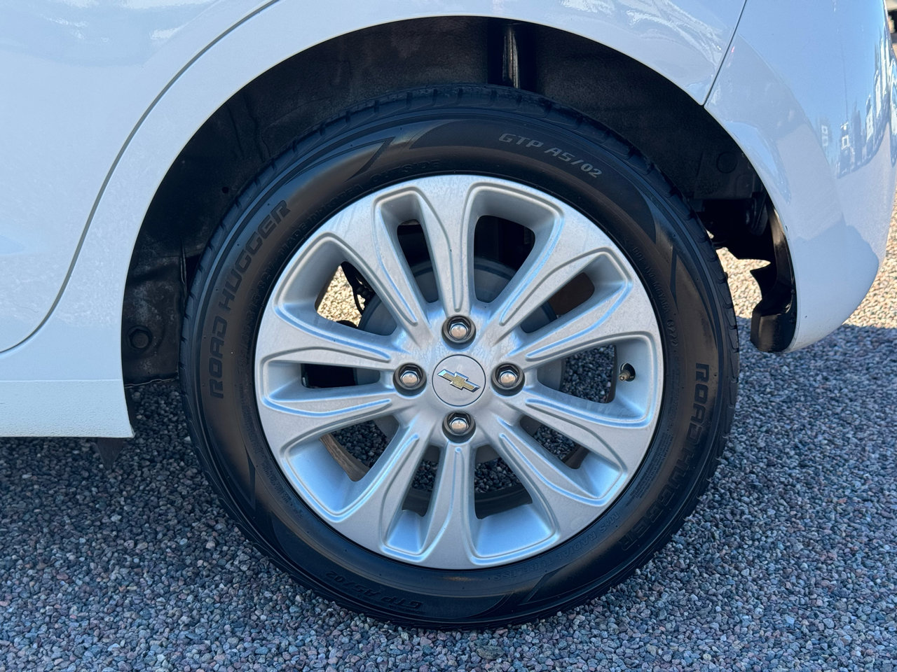 Used 2018 Chevrolet Spark LT image 8