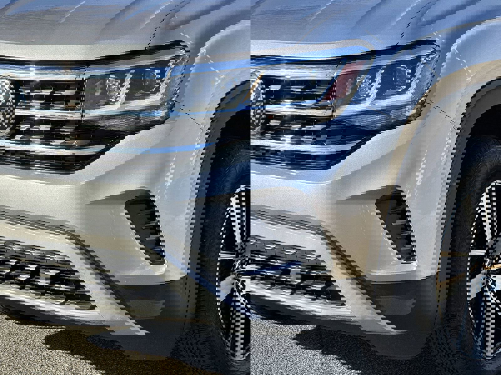 Used 2021 Volkswagen Atlas SE image 6