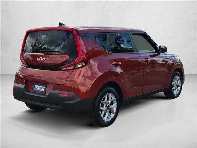 Used 2022 Kia Soul LX w/ Technology Package FWD image 5