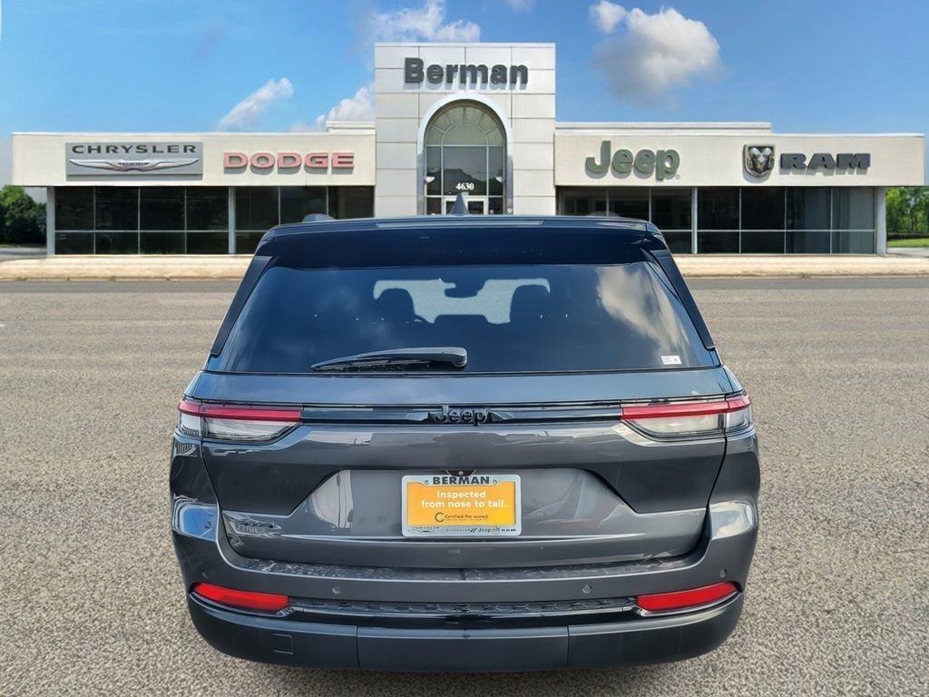 Certified 2022 Jeep Grand Cherokee Altitude image 6