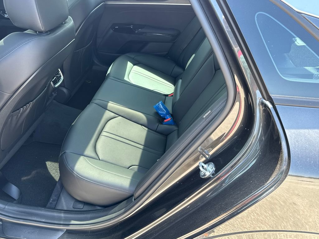 New 2025 Kia K5 EX image 20