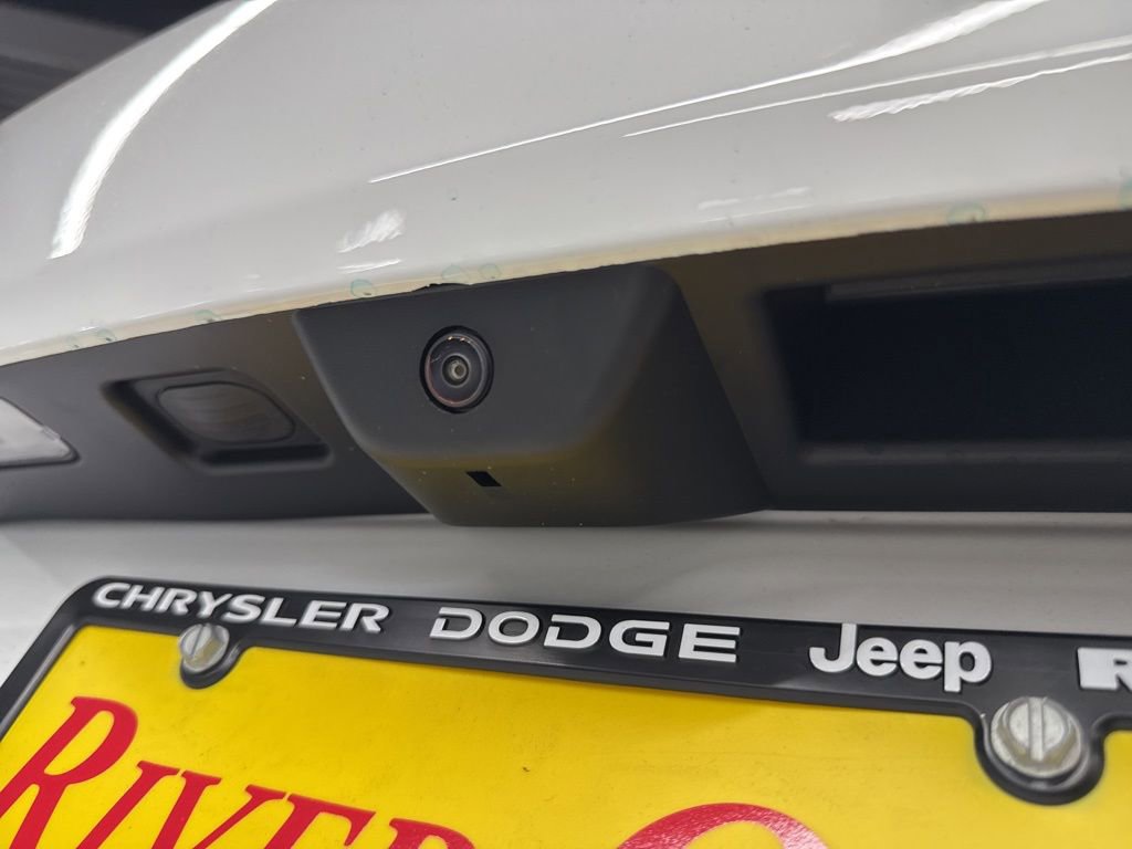 New 2025 Jeep Grand Cherokee L Limited w/ Black Appearance Package image 7