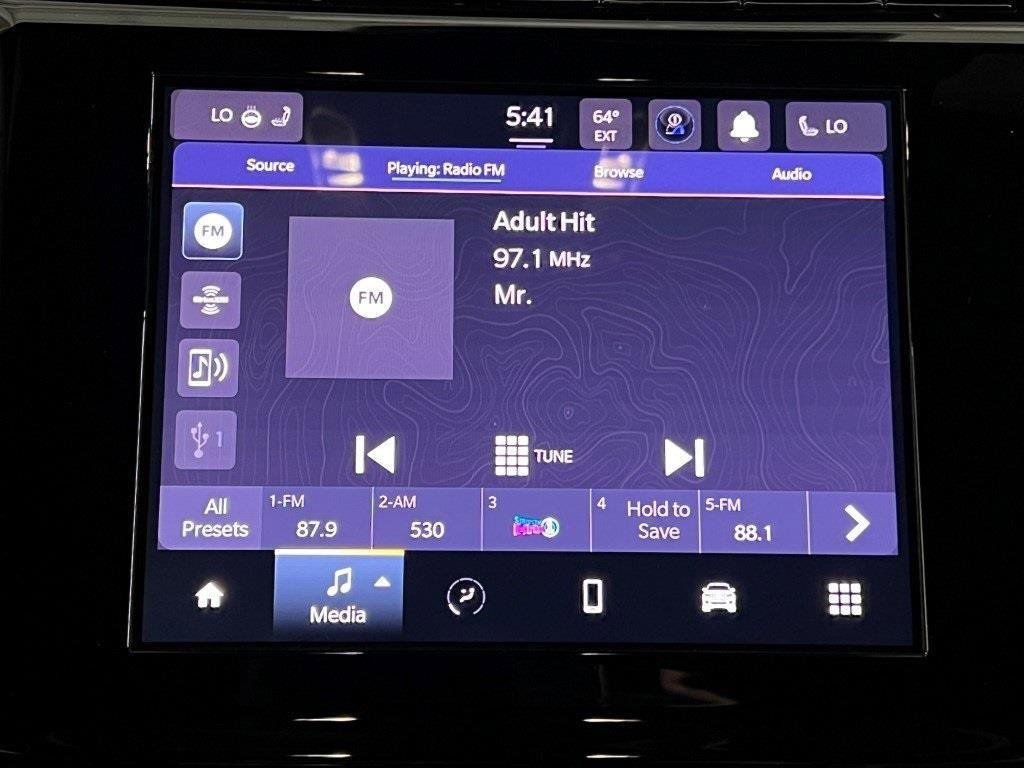 New 2025 Jeep Grand Cherokee L Altitude image 19