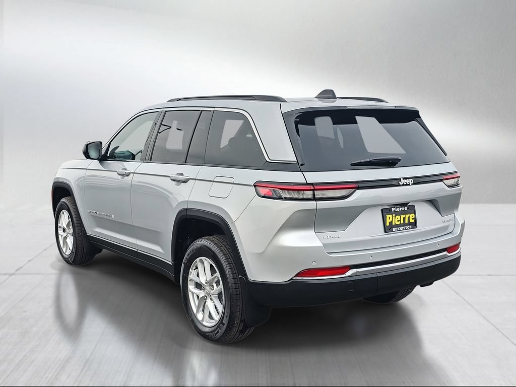 New 2025 Jeep Grand Cherokee Laredo X w/ Luxury Tech Group I AWD/4WD image 4