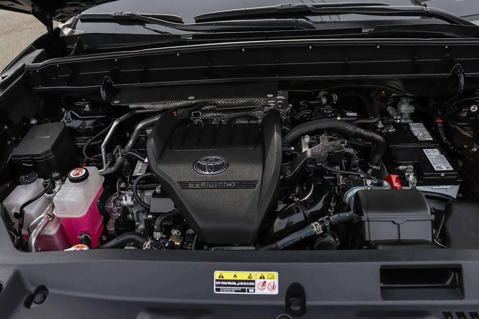 Used 2023 Toyota Highlander XLE image 29