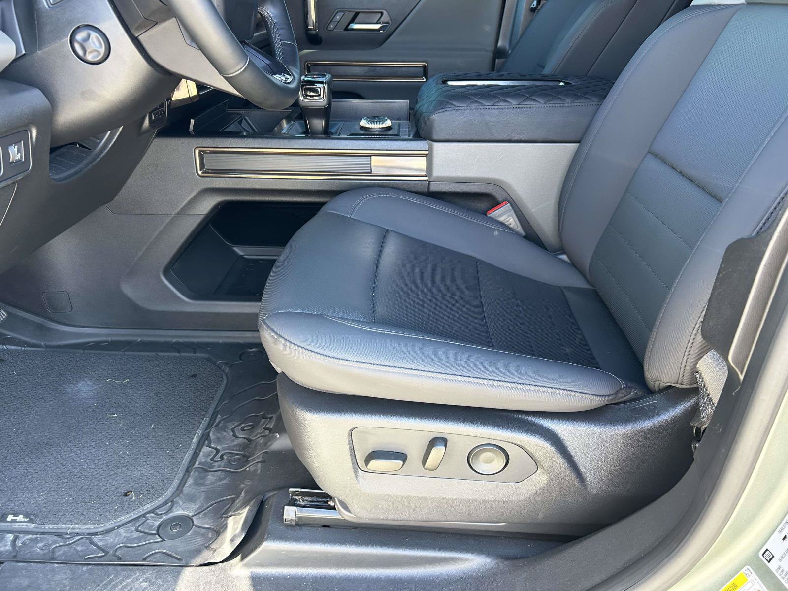 Used 2024 GMC Hummer EV 3X AWD/4WD image 17