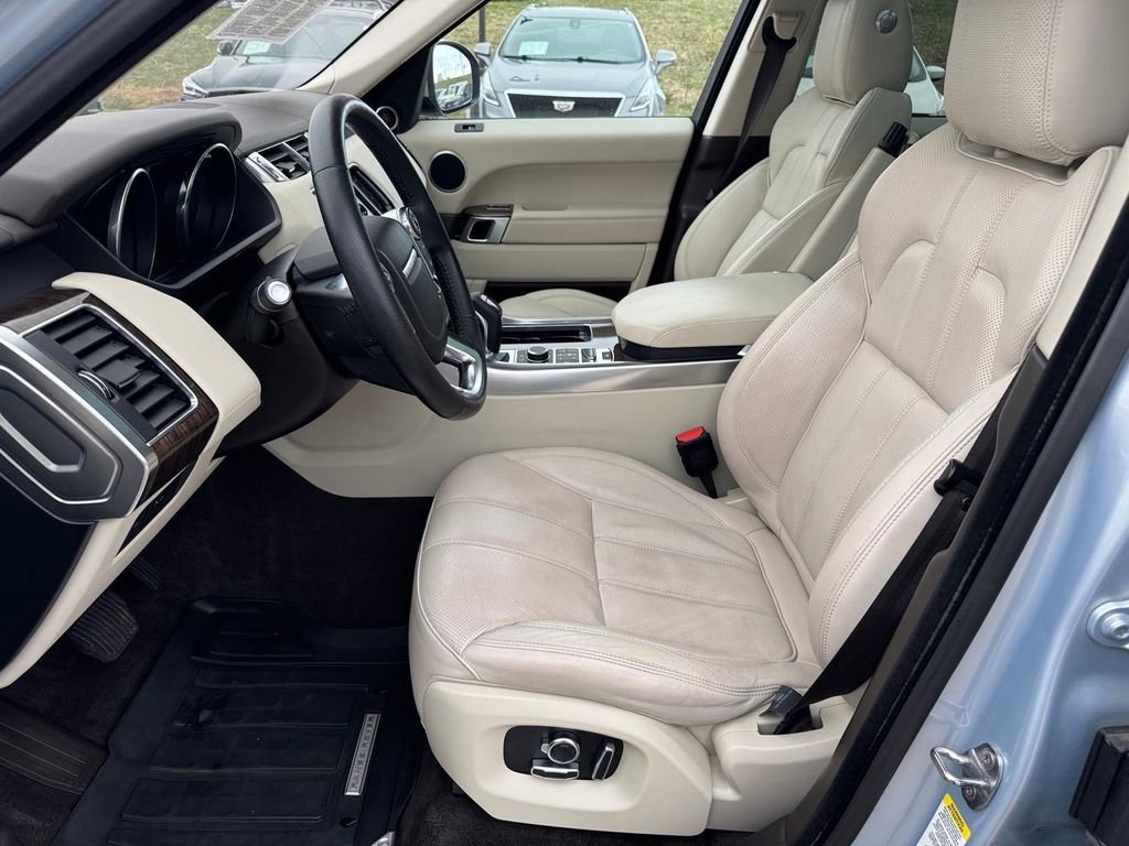 Used 2016 Land Rover Range Rover Sport HSE image 8