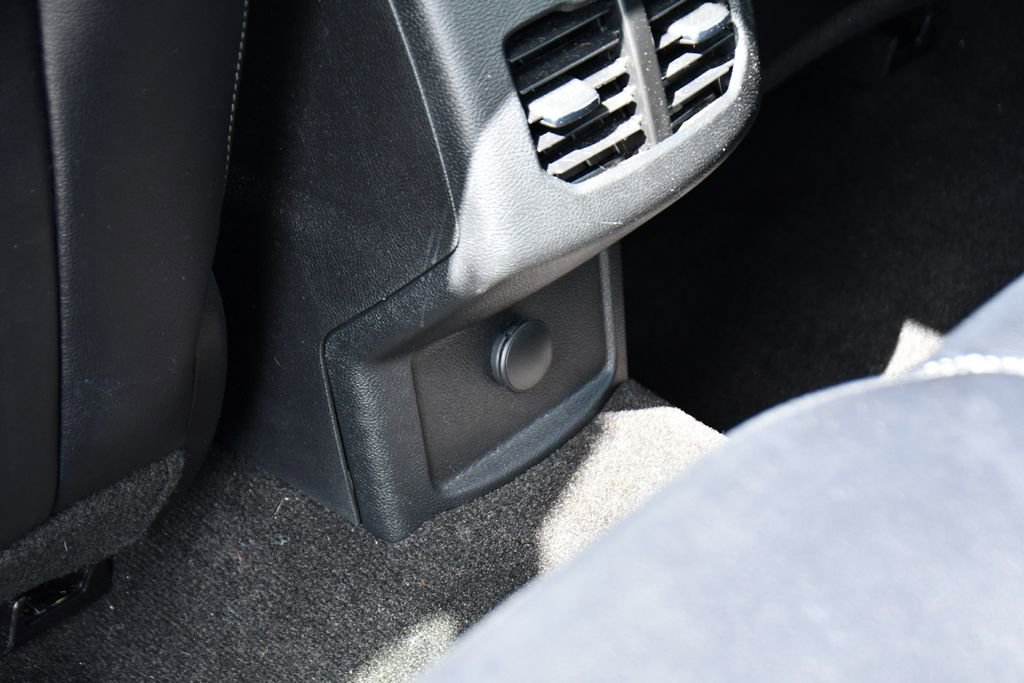 Used 2020 Ford Fusion SEL FWD image 21