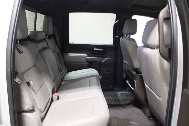 Used 2021 Chevrolet Silverado 2500 LTZ w/ LTZ Convenience Package image 28