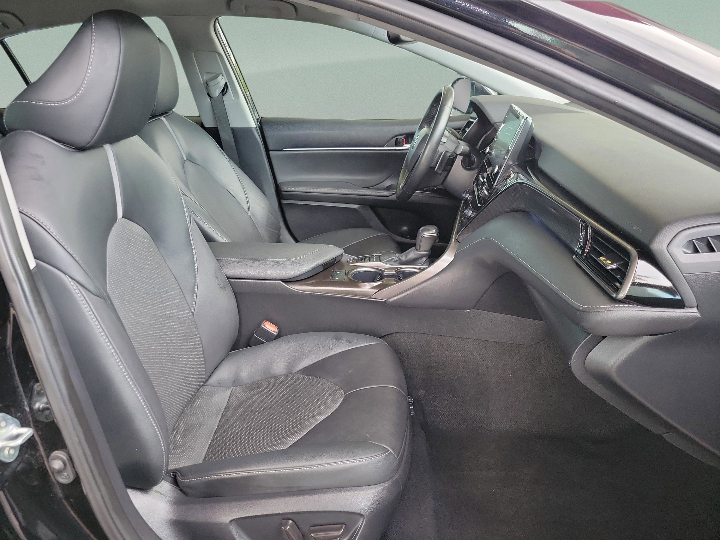 Used 2024 Toyota Camry XSE image 31