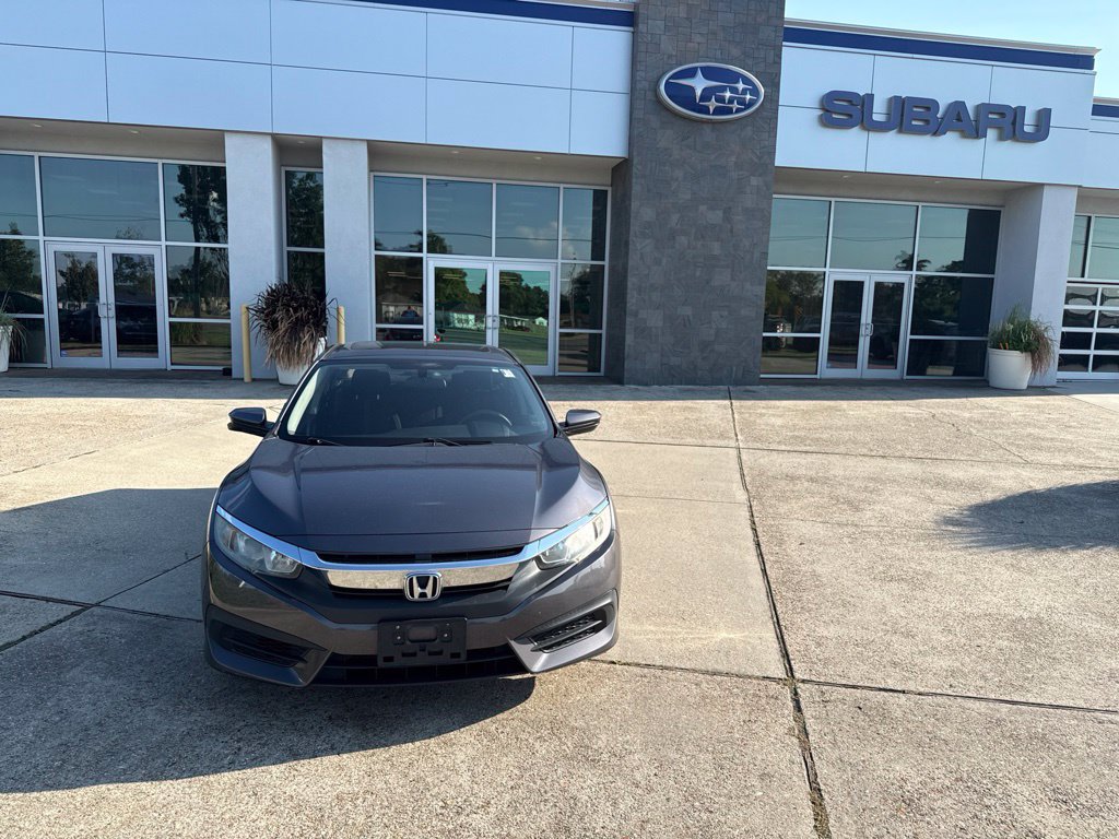 Used 2018 Honda Civic EX image 2