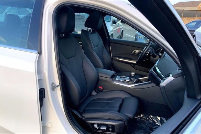 Used 2020 BMW 330i xDrive Sedan w/ Convenience Package image 7