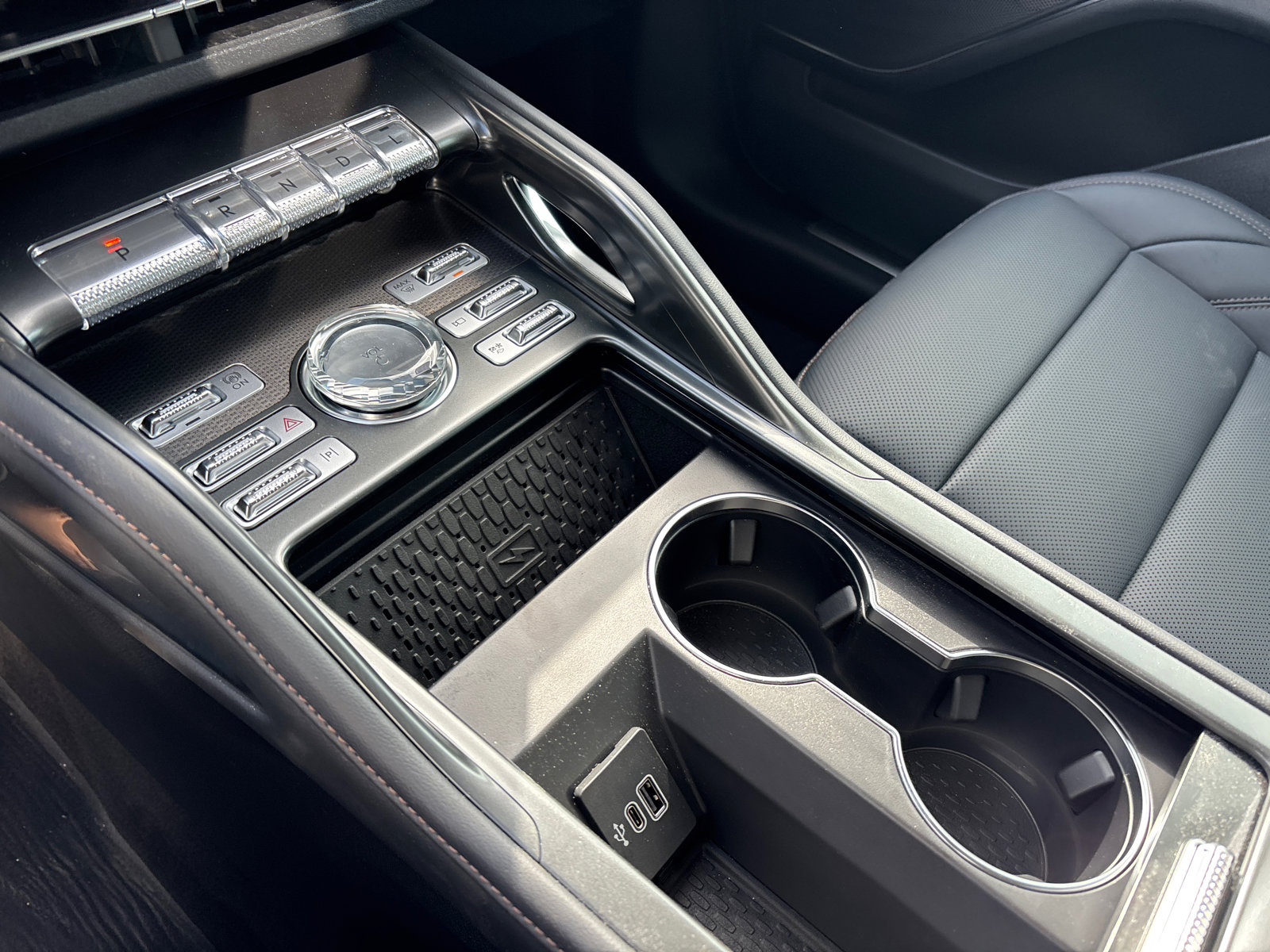 New 2026 Lincoln Nautilus Premier AWD/4WD image 24