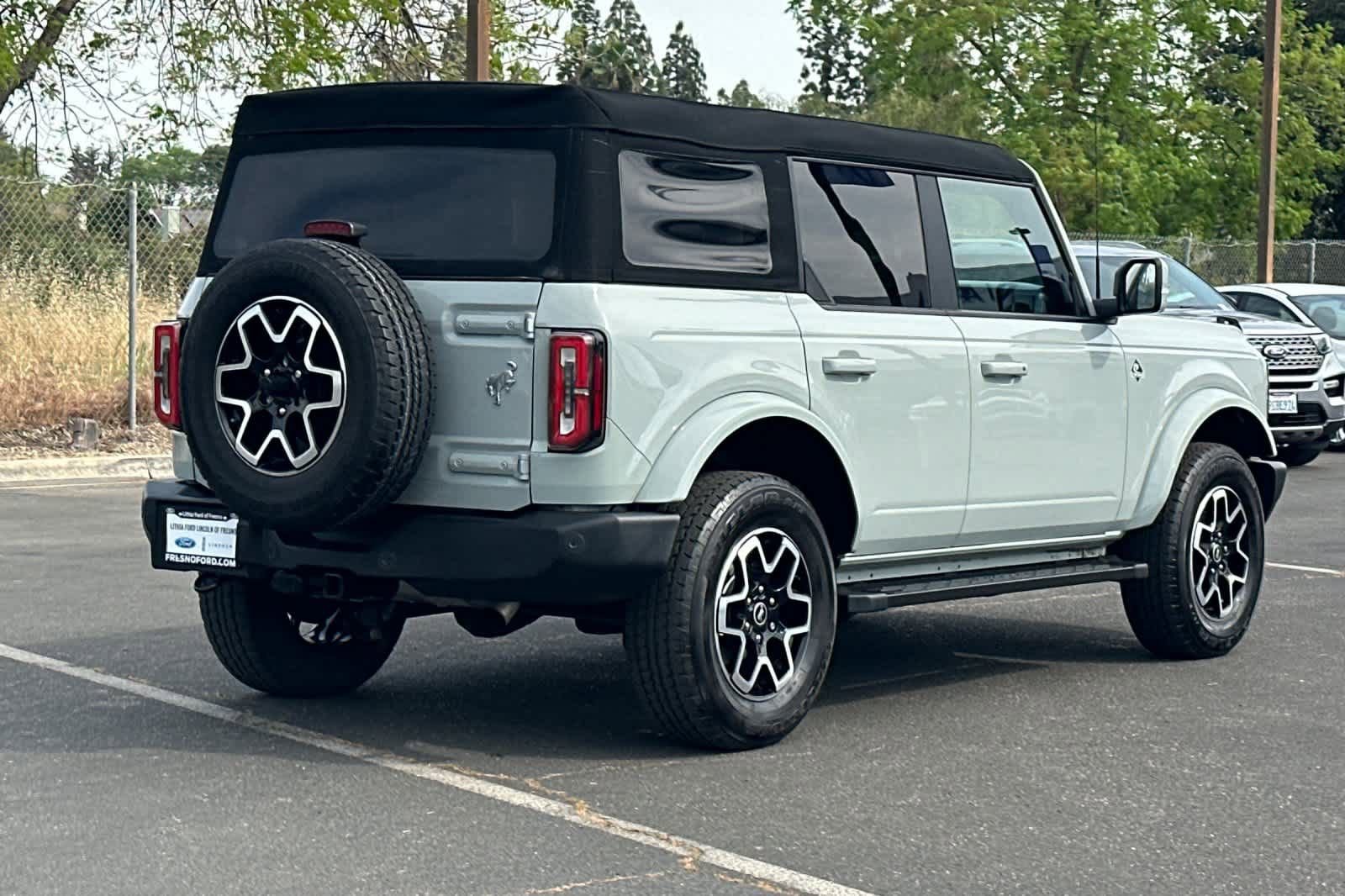 Certified 2023 Ford Bronco Outer Banks image 2
