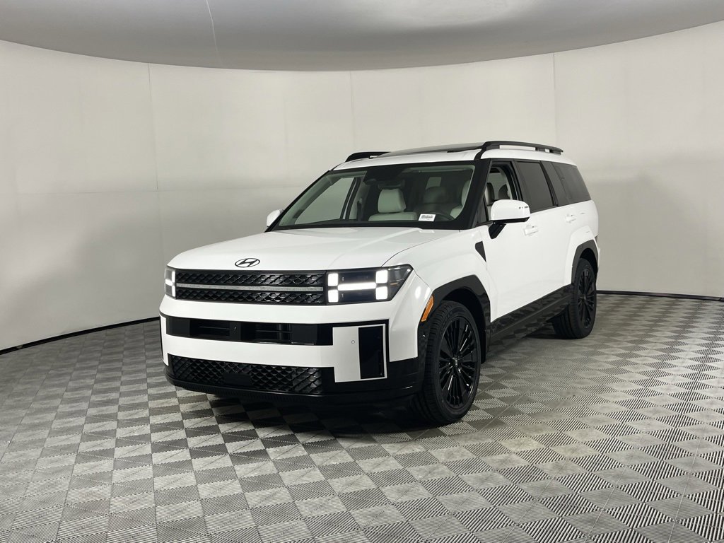 Used 2024 Hyundai Santa Fe Calligraphy image 3