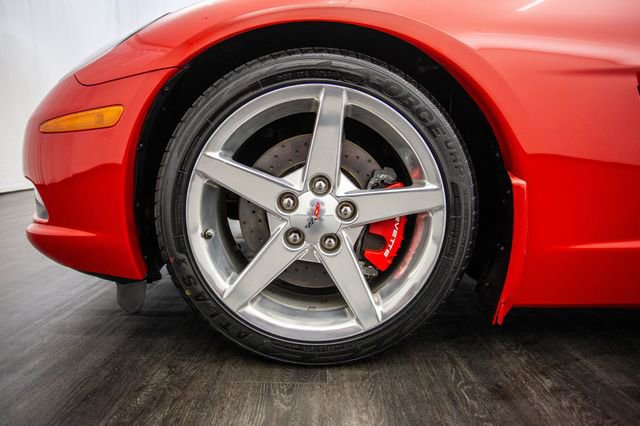 Used 2008 Chevrolet Corvette Convertible w/ Preferred Equipment Group RWD image 37