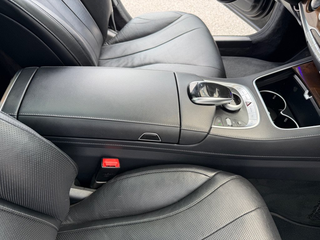 Used 2015 Mercedes-Benz S 550 Sedan image 28