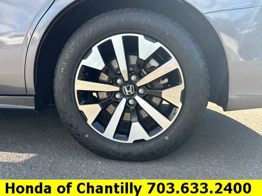 Certified 2025 Honda Odyssey EX-L image 32
