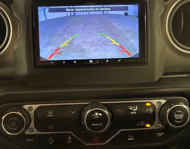 Used 2022 Jeep Gladiator Sport AWD/4WD image 15