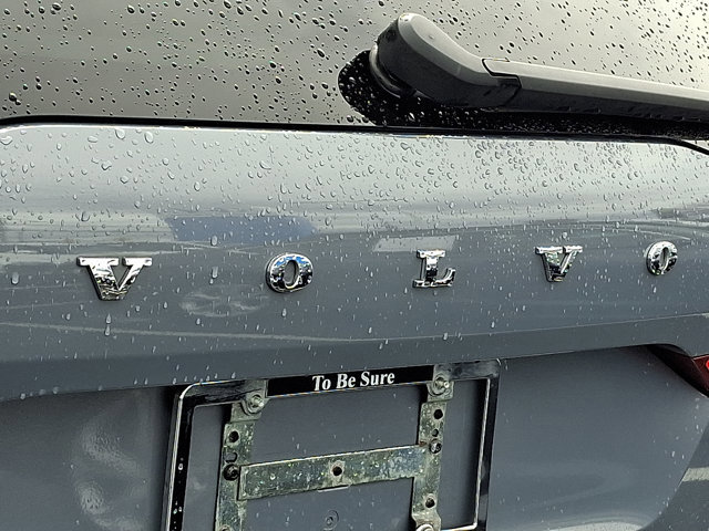 Used 2022 Volvo XC60 B5 Inscription w/ Climate Package image 33