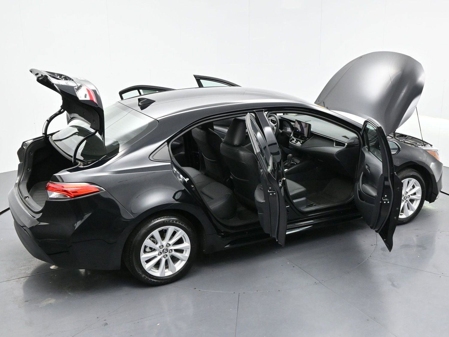 Used 2024 Toyota Corolla LE w/ LE Convenience Package image 37