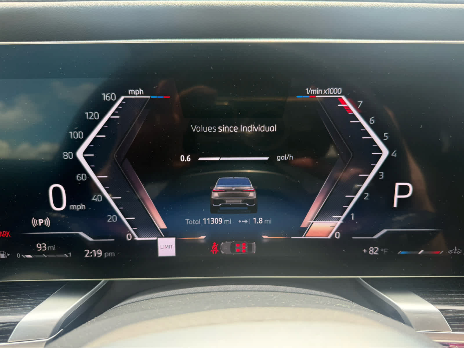 Used 2026 BMW 740i xDrive AWD/4WD image 9