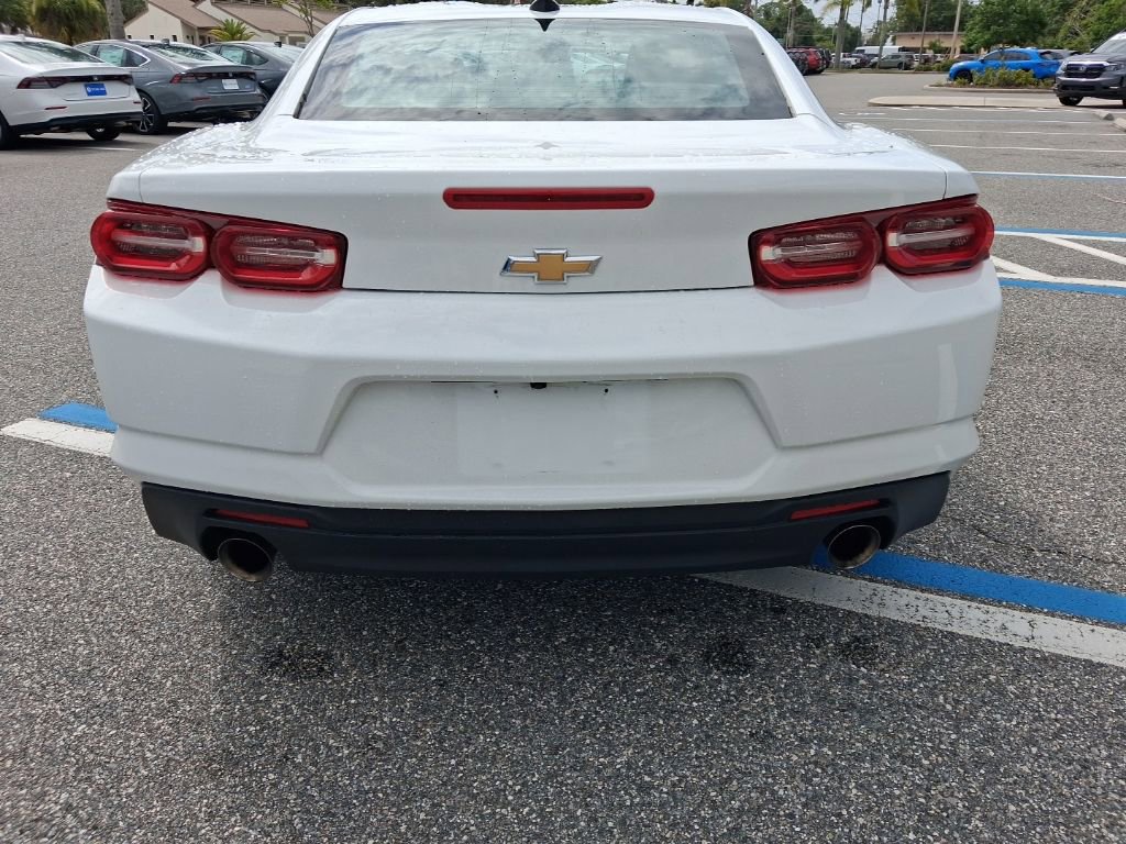 Used 2023 Chevrolet Camaro LT RWD image 6