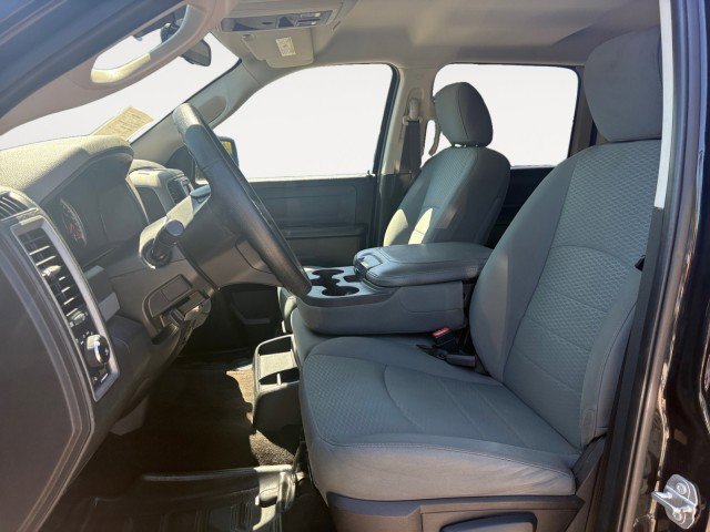 Used 2017 RAM 1500 Express AWD/4WD image 8