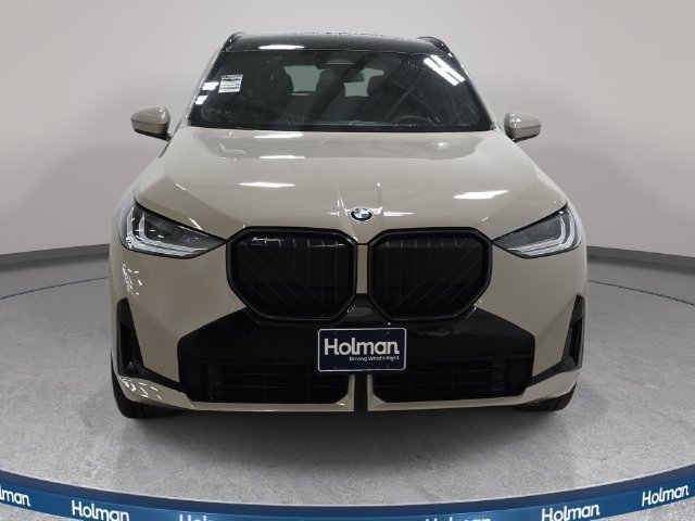 Used 2025 BMW X3 xDrive30i w/ M Sport Package AWD/4WD image 3