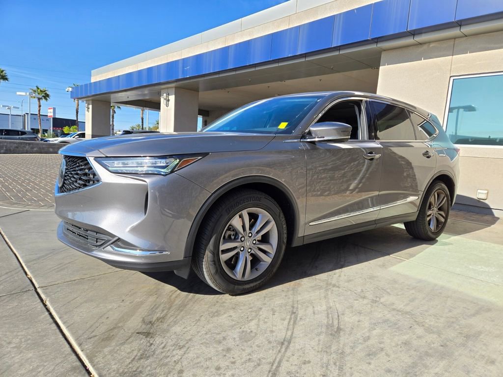 Used 2023 Acura MDX SH-AWD image 2