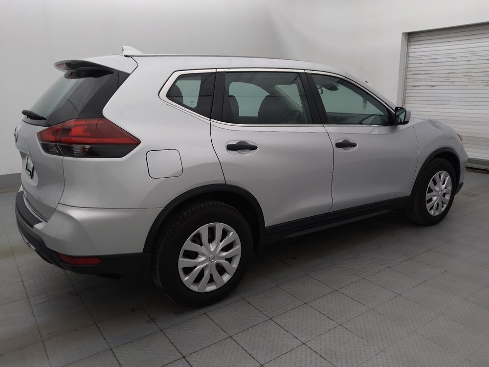 Used 2020 Nissan Rogue S FWD image 10