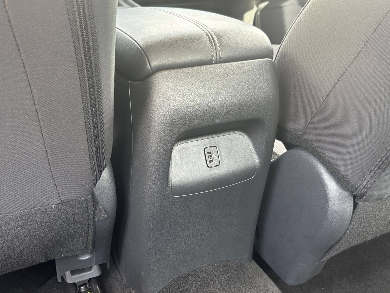 Used 2025 Nissan Sentra SV FWD image 22
