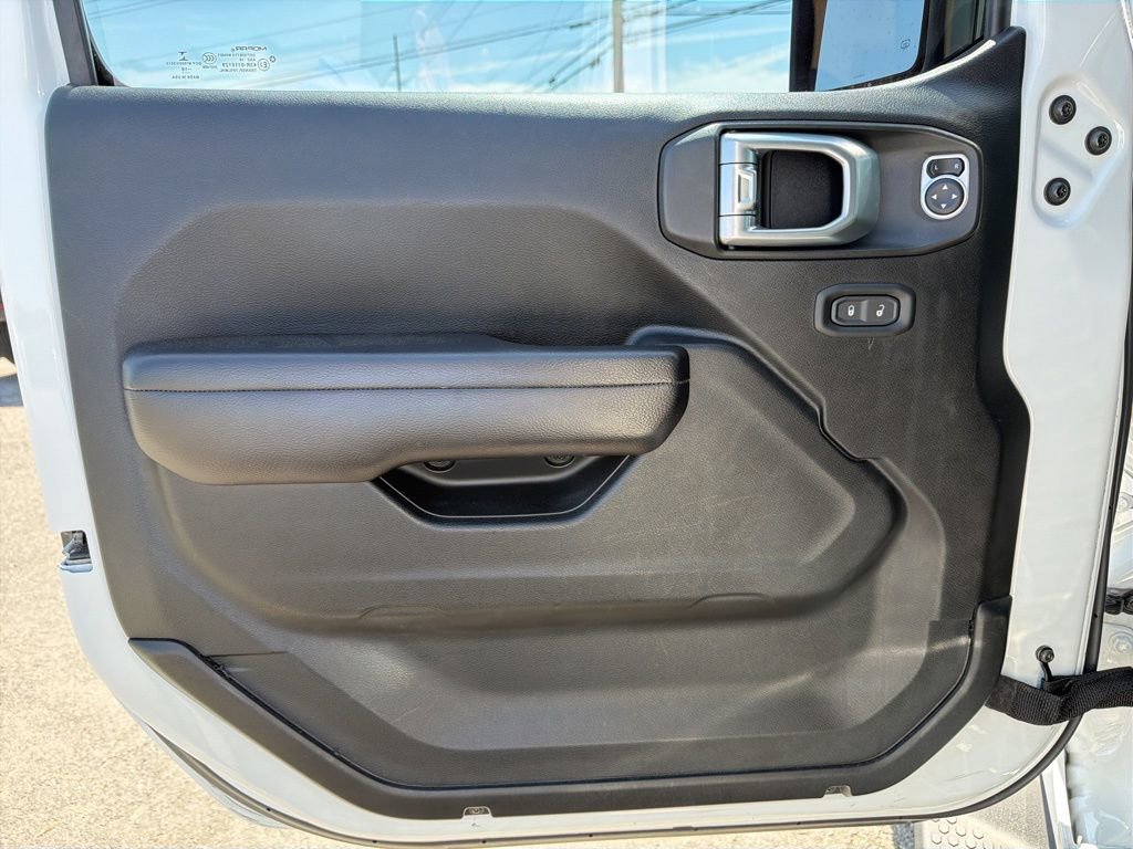 Used 2018 Jeep Wrangler Unlimited Sport S image 26
