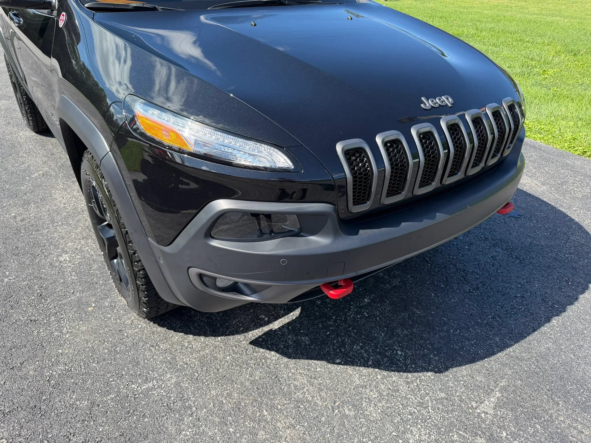 Used 2014 Jeep Cherokee Trailhawk w/ Technology Group AWD/4WD image 64