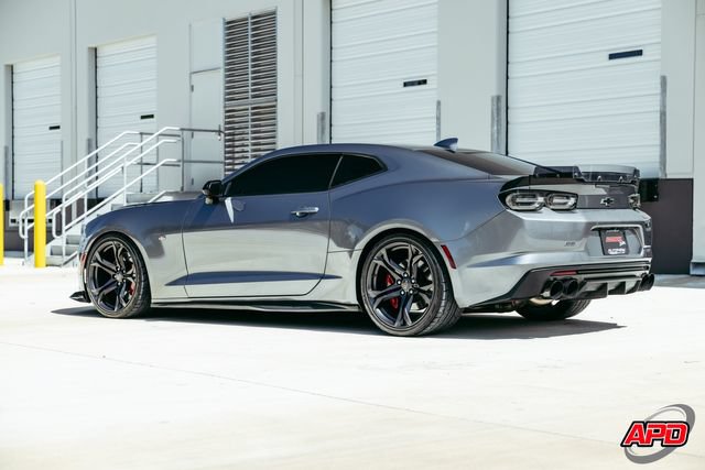 Used 2020 Chevrolet Camaro SS RWD image 48