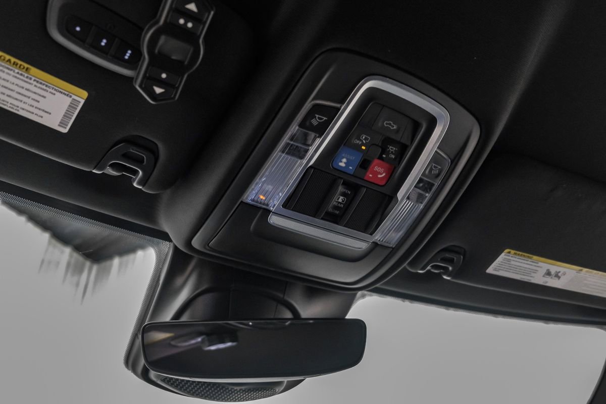 Used 2020 RAM 2500 Laramie w/ Night Edition image 22