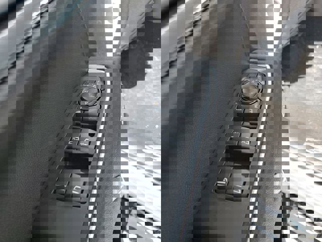 New 2026 GMC Sierra 1500 SLT w/ SLT Premium Package image 19