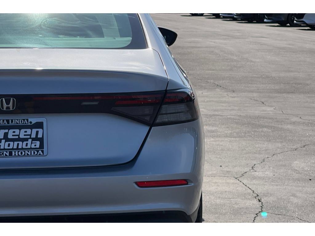 Certified 2023 Honda Accord EX image 43