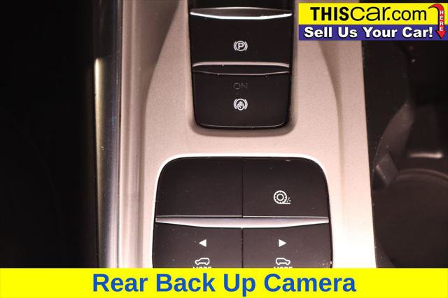 Used 2023 Ford Explorer XLT w/ Equipment Group 202A RWD image 21