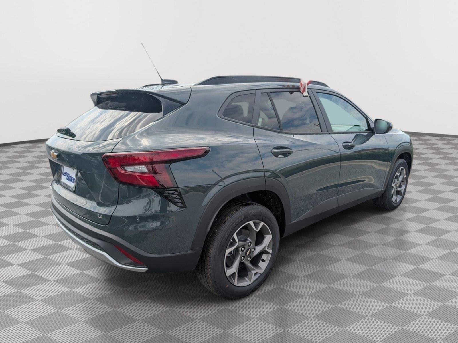 New 2026 Chevrolet Trax LT w/ Sunroof Package FWD image 3