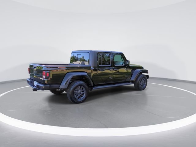 Used 2024 Jeep Gladiator Sport AWD/4WD image 8