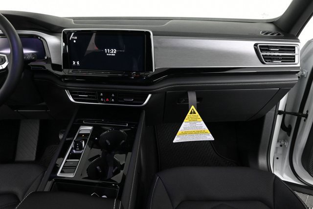 New 2026 Volkswagen Atlas Cross Sport SE image 17