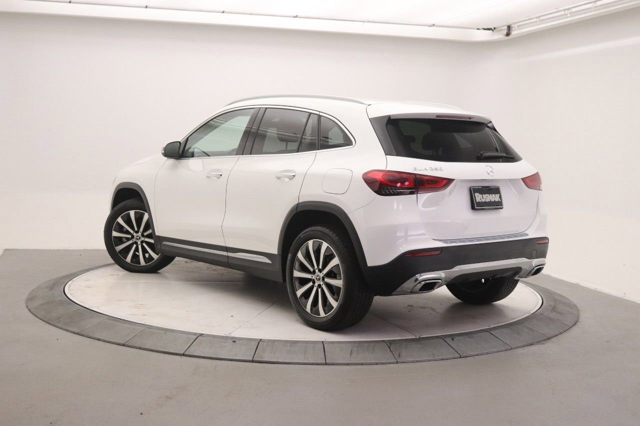Certified 2023 Mercedes-Benz GLA 250 image 2