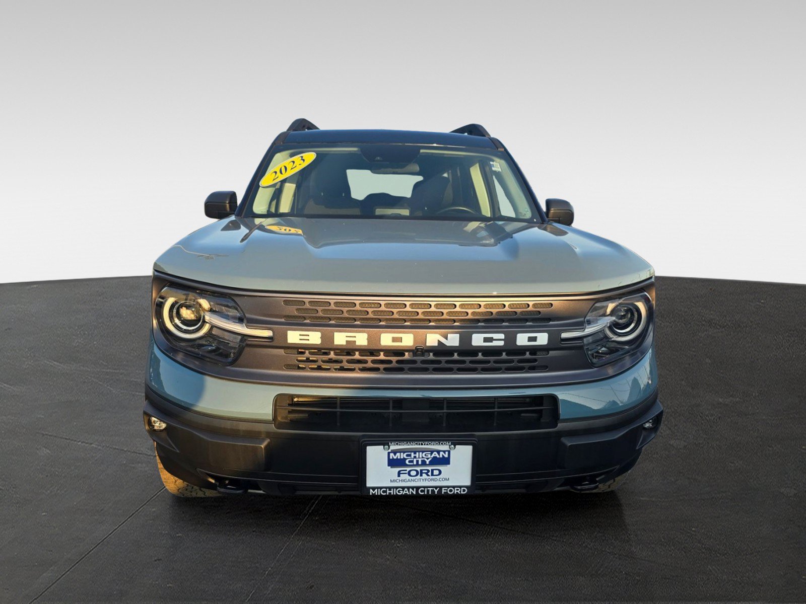 Used 2023 Ford Bronco Sport Badlands AWD/4WD image 2
