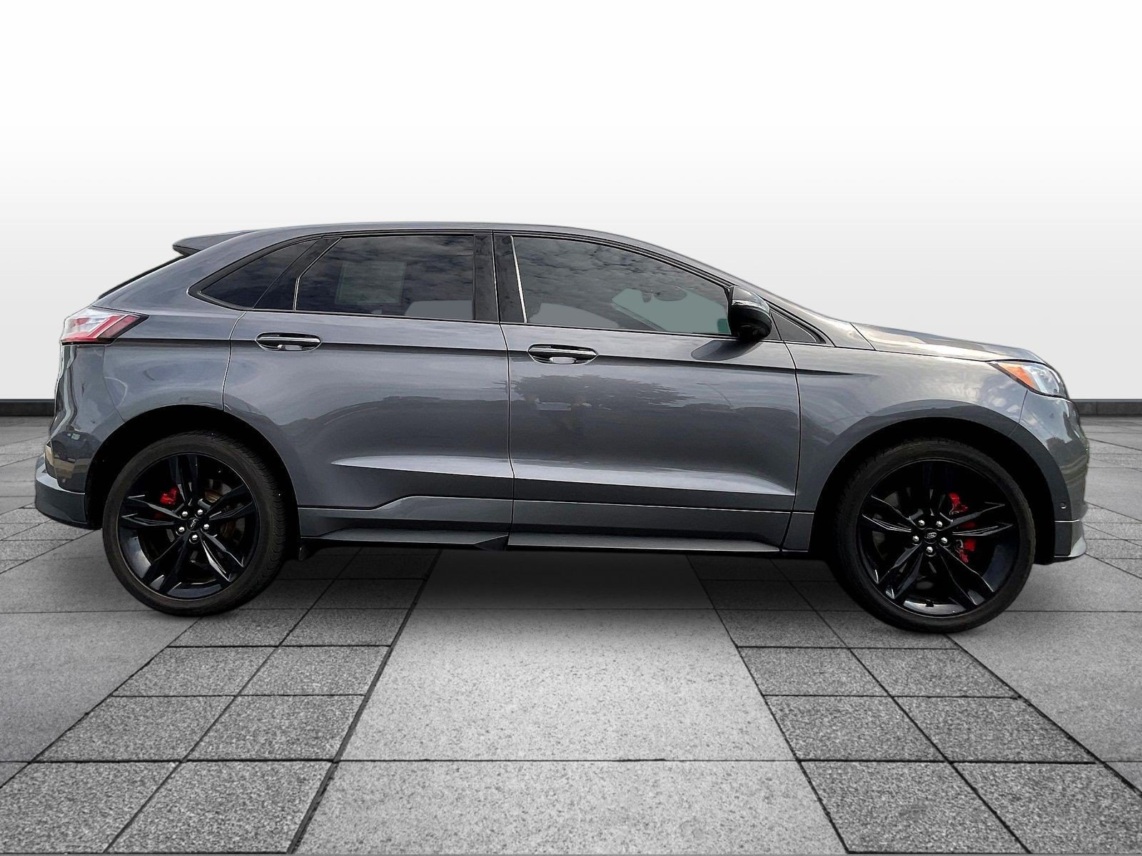 Used 2021 Ford Edge ST w/ Equipment Group 401A AWD/4WD image 4